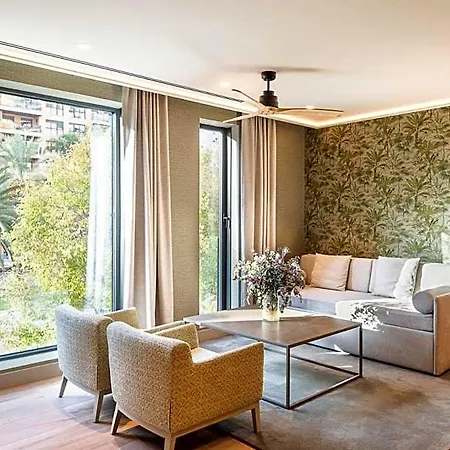 Core Aparthotel 4*