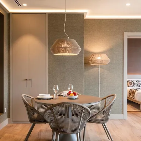 Aparthotel Core 4*