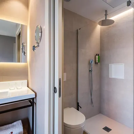 Core Aparthotel 4*
